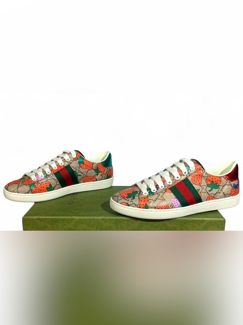 Authentic Gucci Ace GG Strawberry sneaker
Women’s 6.5/7
